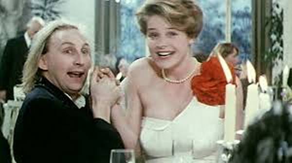 Der ostfriesische Blödelbarde Otto Waalkes im 1985 seinen ersten Kinobeitrag, OTTO - der Film. Jetzt ist die Eintracht an der Reihe. 